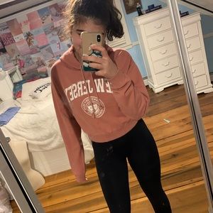 Cute cropped new jersey hoodie, brandy inspired:)